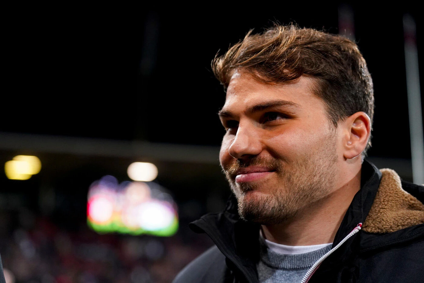 « Toto, il a peu de budget ! » : quand Ugo Mola chambre ANtoine Dupont après sa prolongation au Stade Toulousain