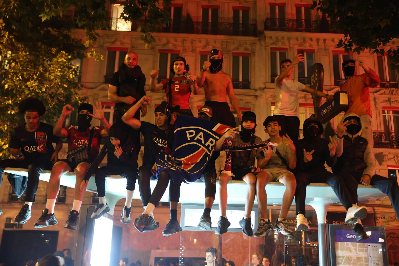 DIRECT. Le PSG champion d’Europe : Paris se réveille après une nuit de folie, suivez la suite des célébrations