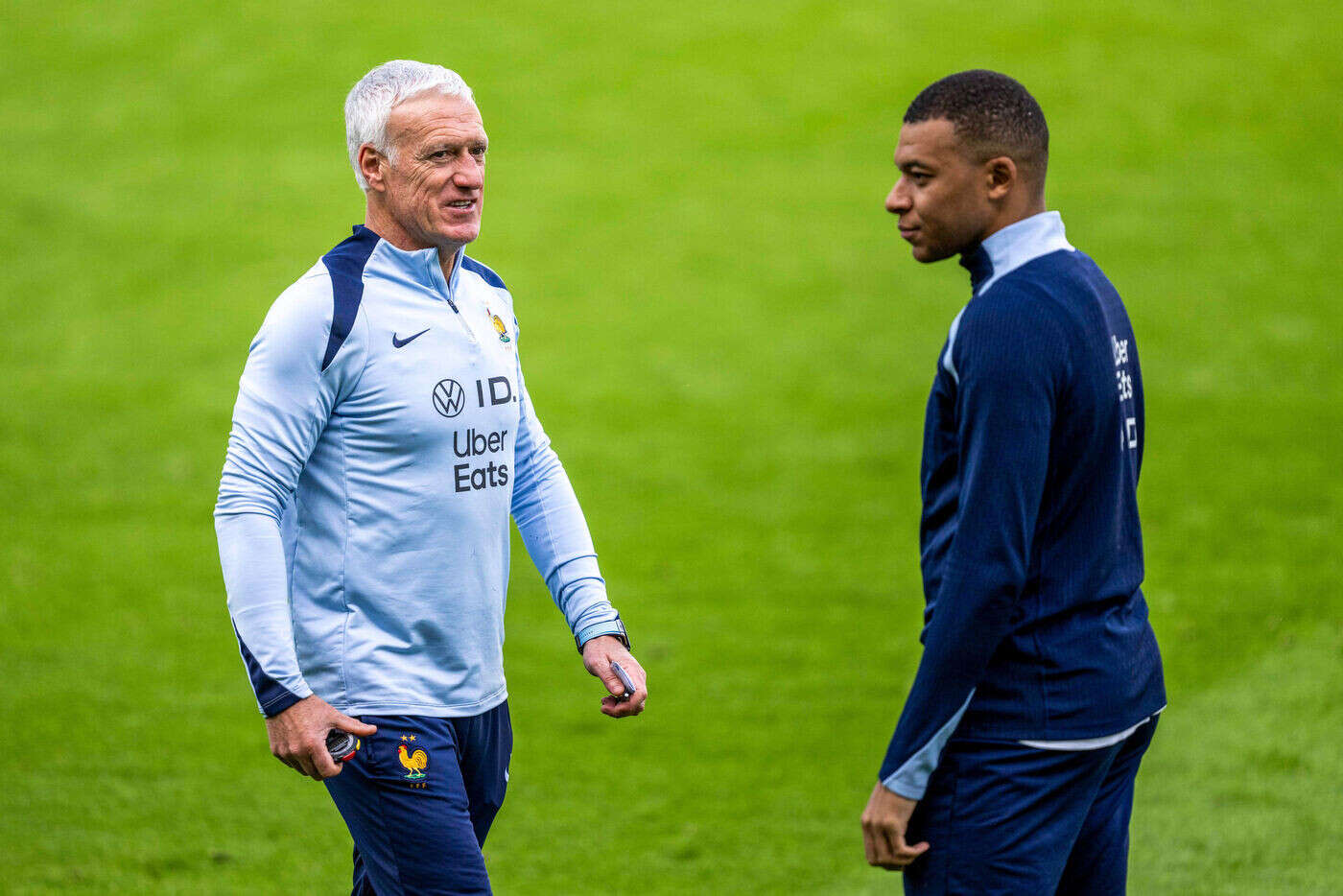 Equipe de France : Kylian Mbappé va bien rester capitaine des Bleus, confirme Didier Deschamps