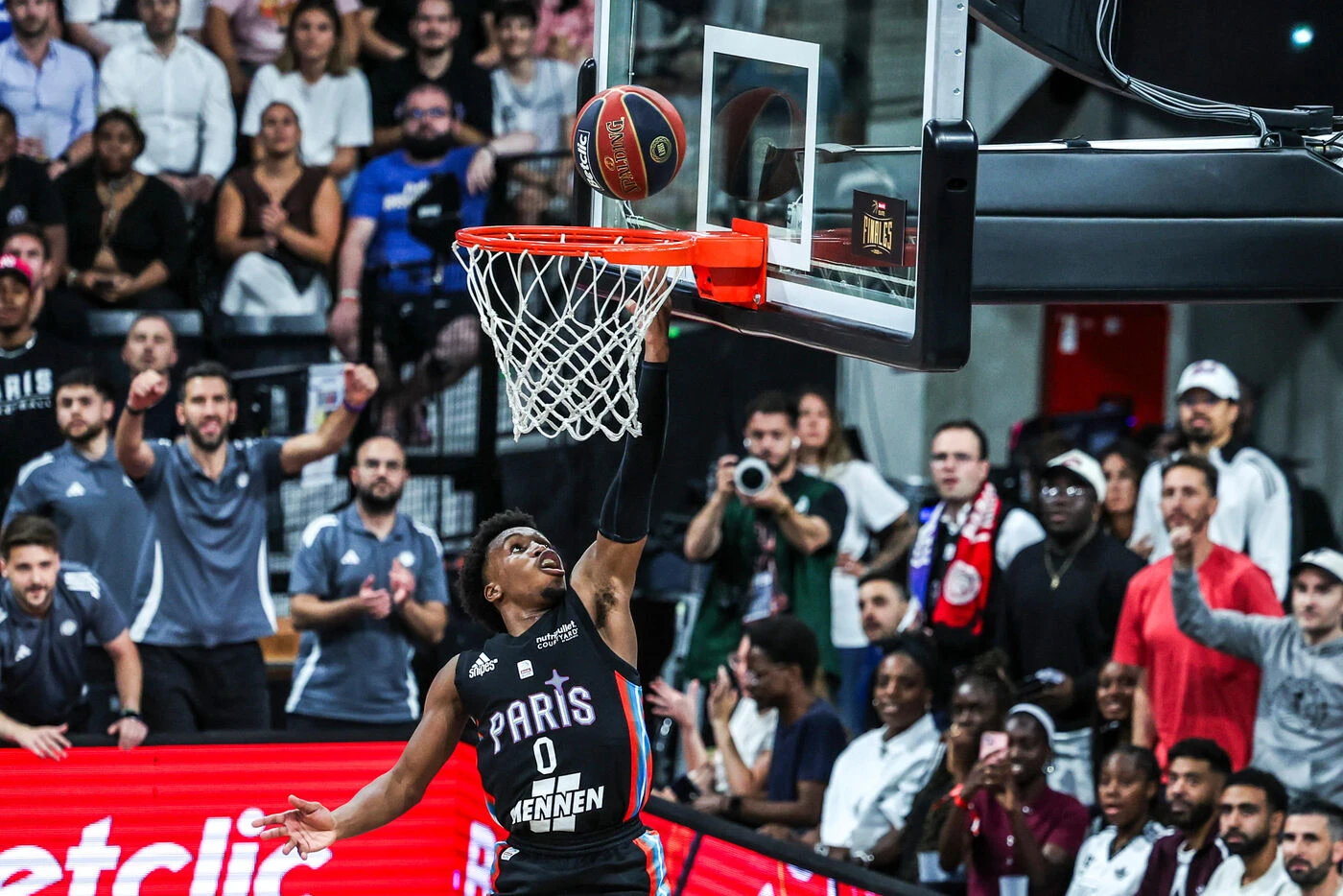 Paris Basketball - Monaco (92-67) : euphoriques, les Parisiens écrasent Monaco et se rapprochent du titre de champion