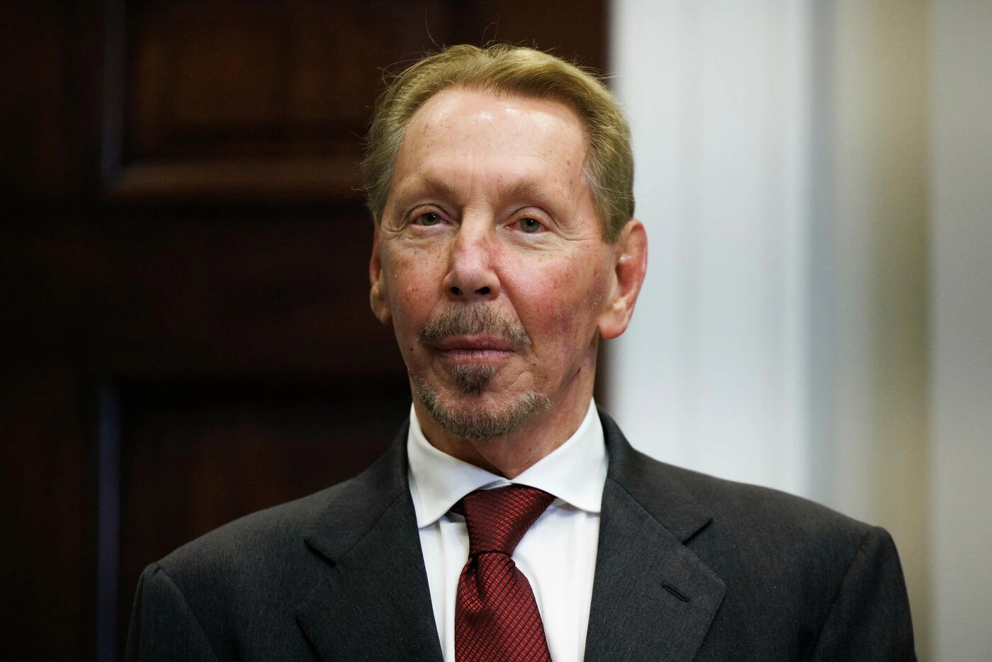 Qui est Larry Ellison, qui a pris à Elon Musk le titre honorifique d’homme le plus riche du monde ?