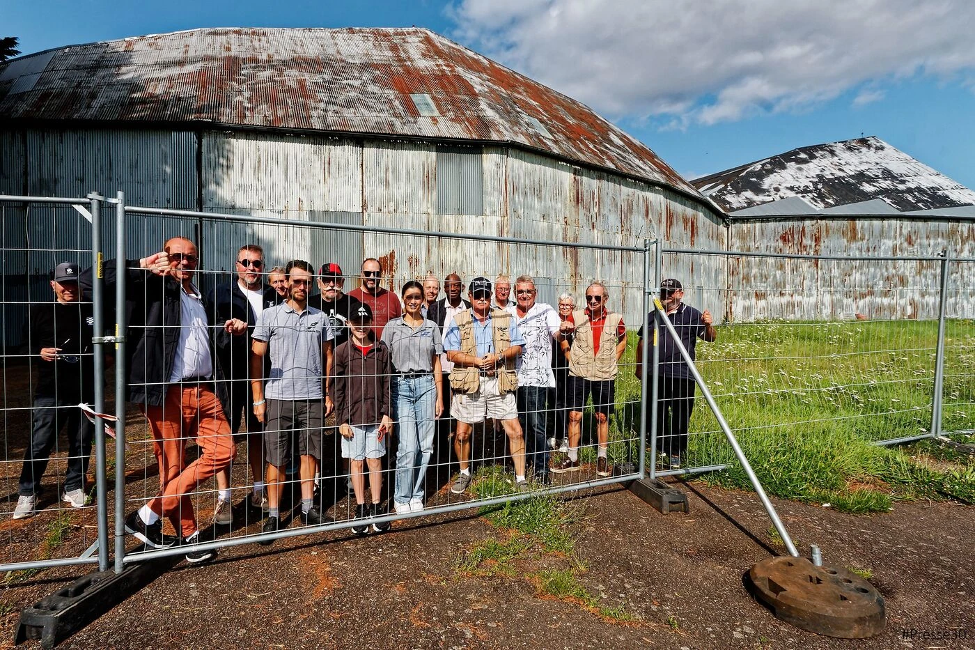 « Nous ne pouvons plus voler ! » : Quel avenir pour le plus vieux club de planeurs de France, interdit d’accès à son hangar historique