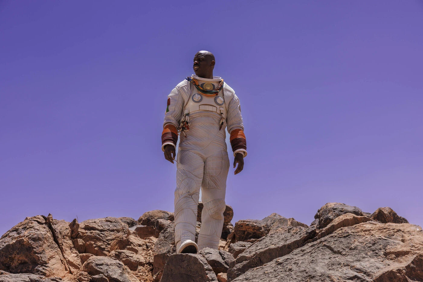 « Le Grand Déplacement » de Jean-Pascal Zadi : une comédie spatiale à la fois solaire et lunaire