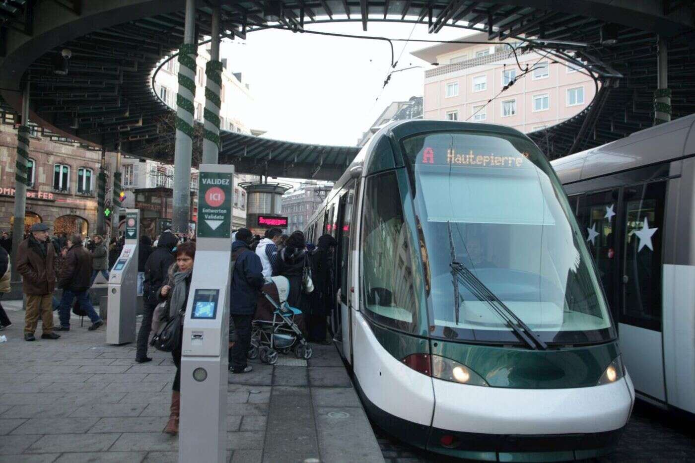 Strasbourg : deux tramways entrent en collision à la gare, 20 « blessés en urgence relative »