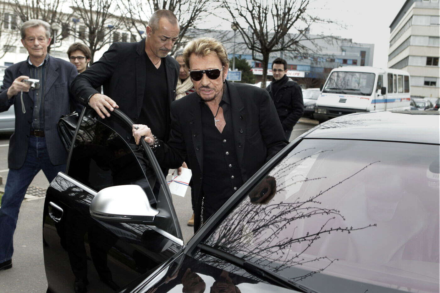 7 ans de la mort de Johnny Hallyday : fâcheries, émotion… Entre le rockeur et Le Parisien, une longue histoire