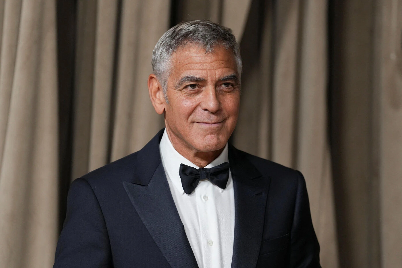 « J’avais peur d’élever nos enfants à Los Angeles » : George Clooney se confie sur sa nouvelle vie familiale en France