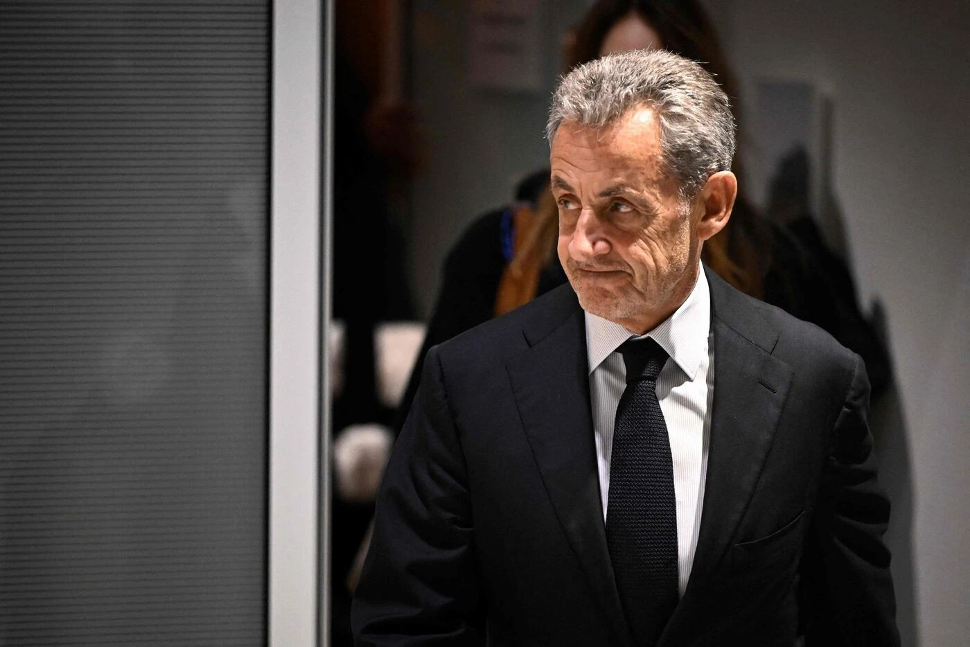 Nicolas Sarkozy va rejoindre la prison : son fils Louis appelle à un rassemblement de soutien à Paris