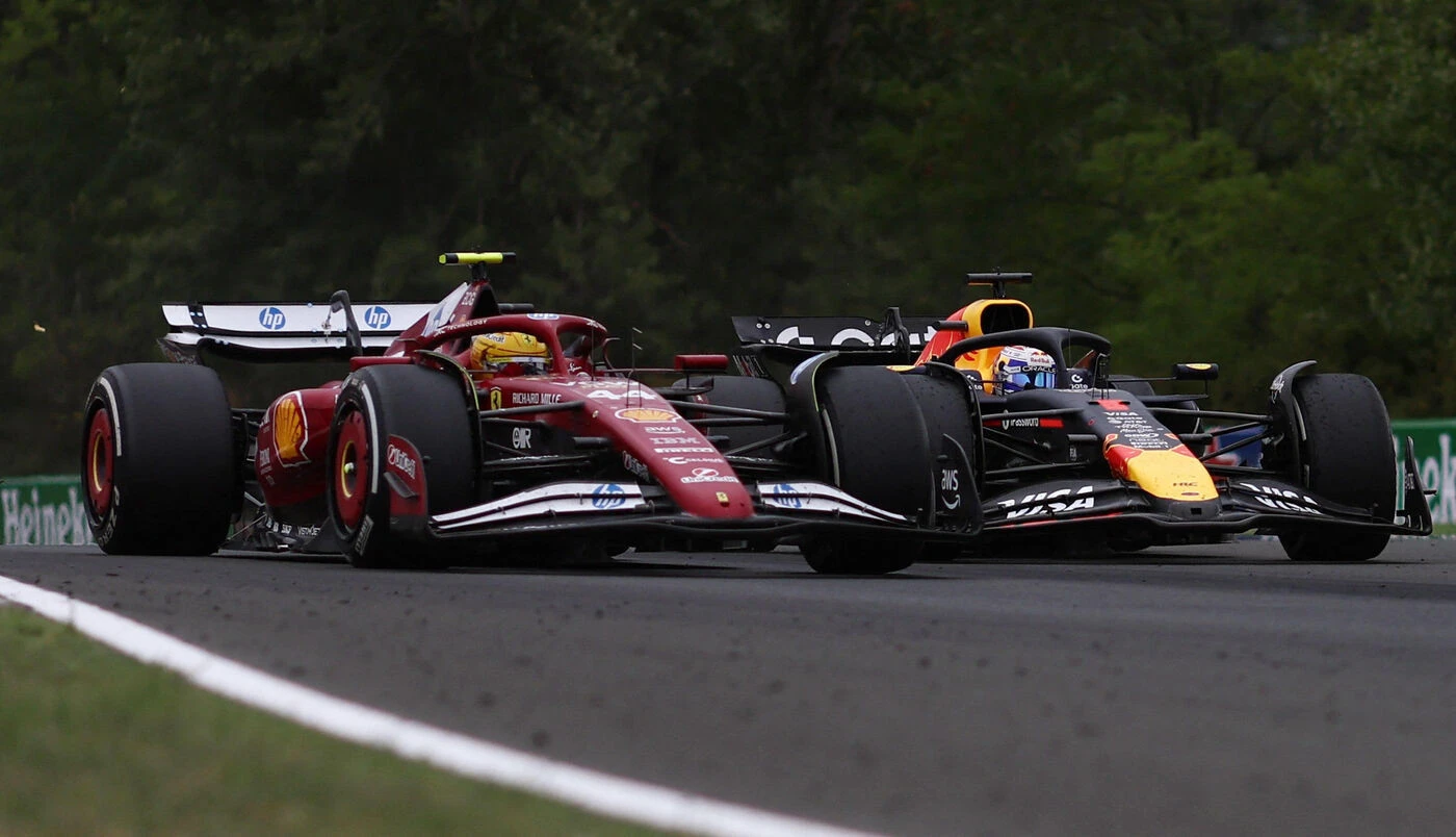 F1, GP de Hongrie : les images de la collision évitée de peu entre Lewis Hamilton et Max Verstappen
