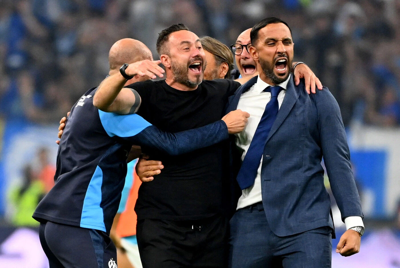 OM-PSG (1-0) : De Zerbi expulsé, tensions entre joueurs, tifo géant... Une fin de clasico très chaude à Marseille