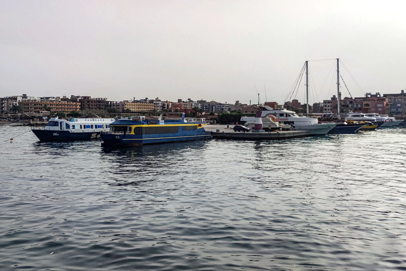 Égypte : un bateau touristique fait naufrage en mer Rouge, 17 passagers toujours disparus