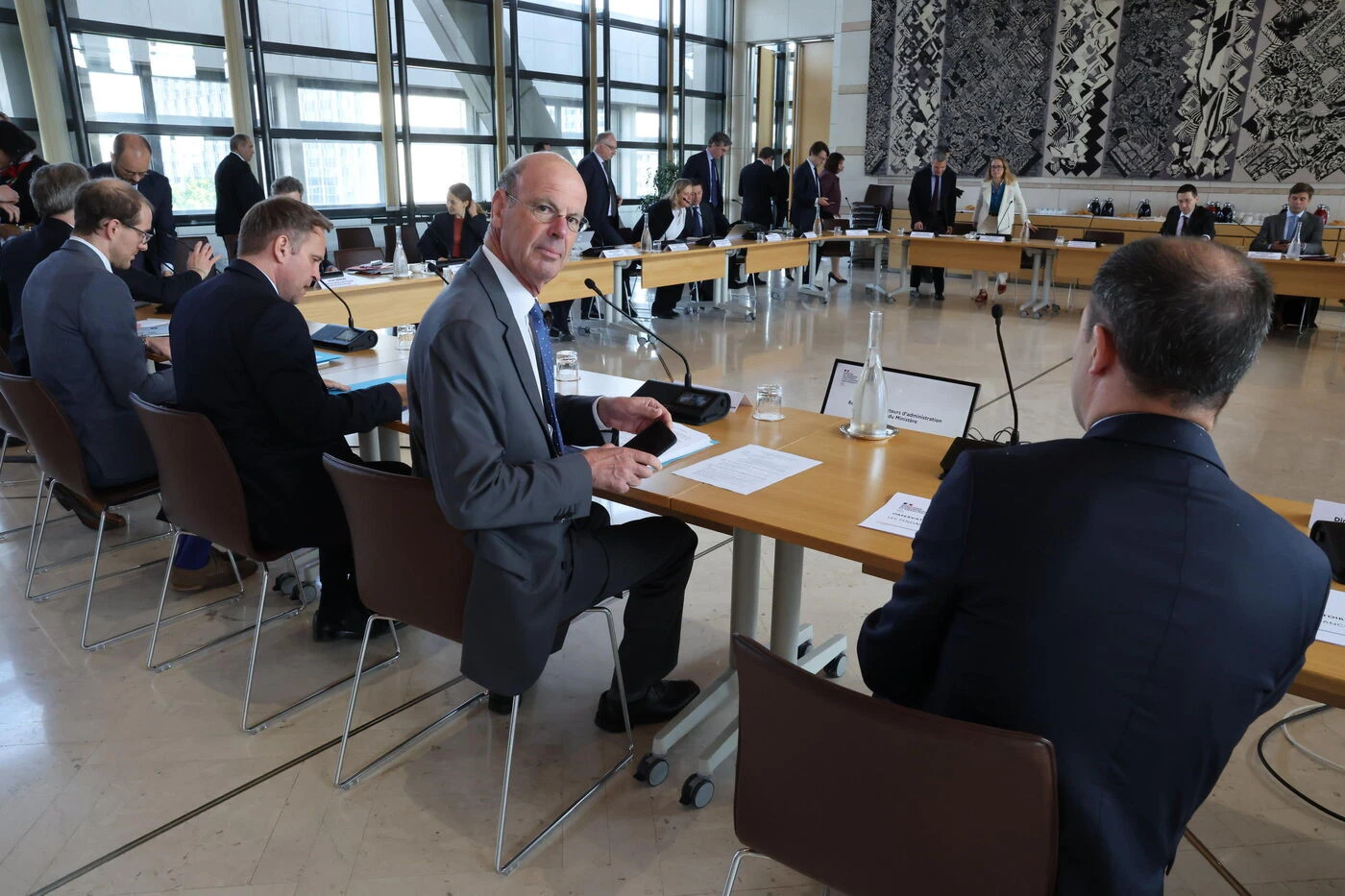Droits de douane : Éric Lombard confiant sur un accord avec les États-Unis
