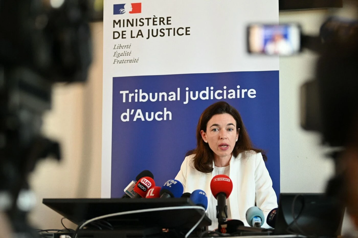 DIRECT. Disparition de Lyhanna : une «nouvelle plainte pour viol a été déposée ce matin» contre Jérôme B., indique la procureure d'Auch