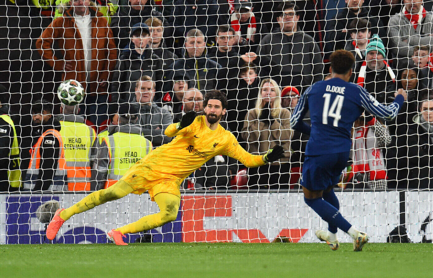 Liverpool-PSG (0-1, 1-4 tab) : deux arrêts de Donnarumma, Doué pour la gagne… Revivez la séance de tirs au but