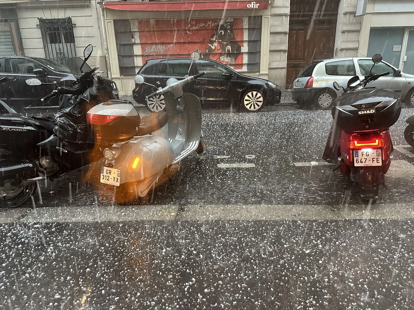 Orages, grêle, rafales de vent... A quoi s’attendre à Paris ce vendredi soir avec l’alerte météo