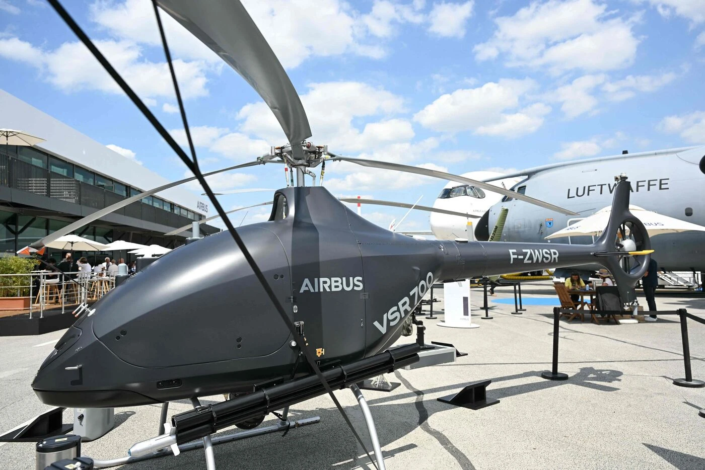 La Marine française bientôt équipée de drones hélicoptères d’Airbus pour ses frégates