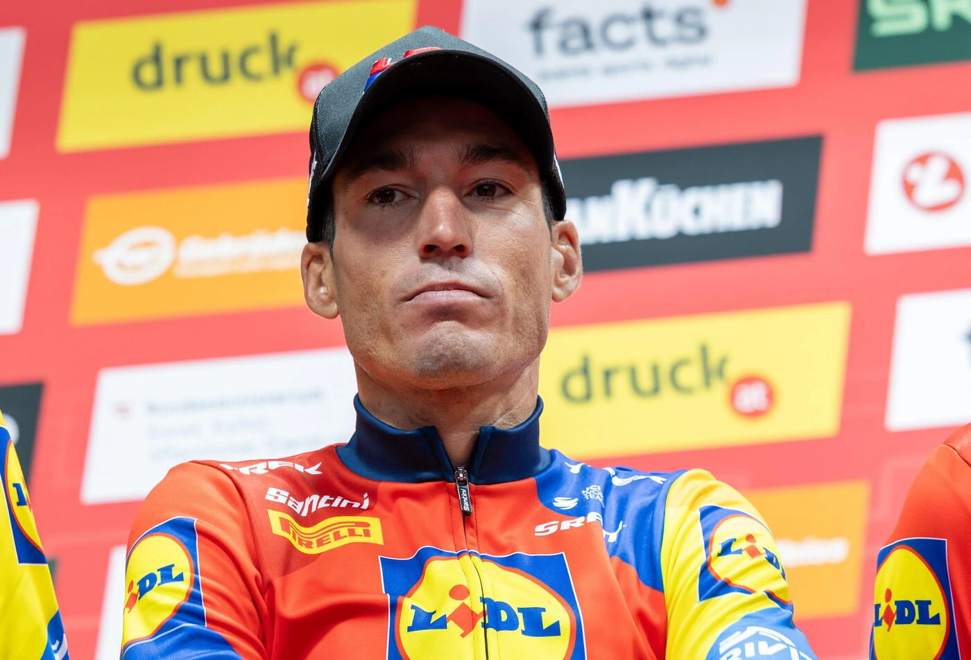 Cyclisme : l’incroyable reconversion d’Aleix Espargaró, pilote de MotoGP passé au peloton cycliste professionnel