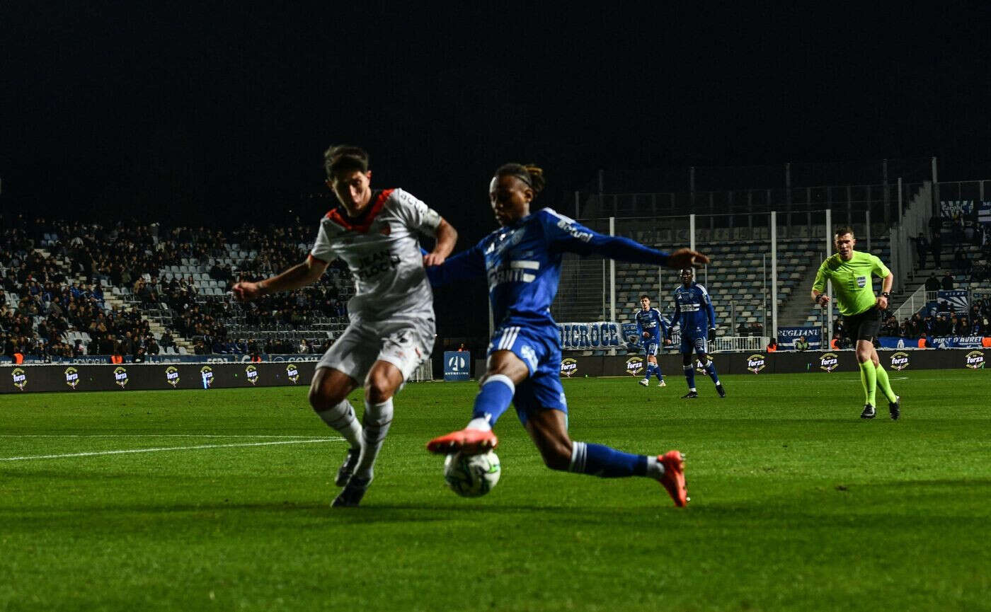 « Une insécurité totale » : le syndicat des arbitres s’insurge après les incidents de Bastia-Lorient