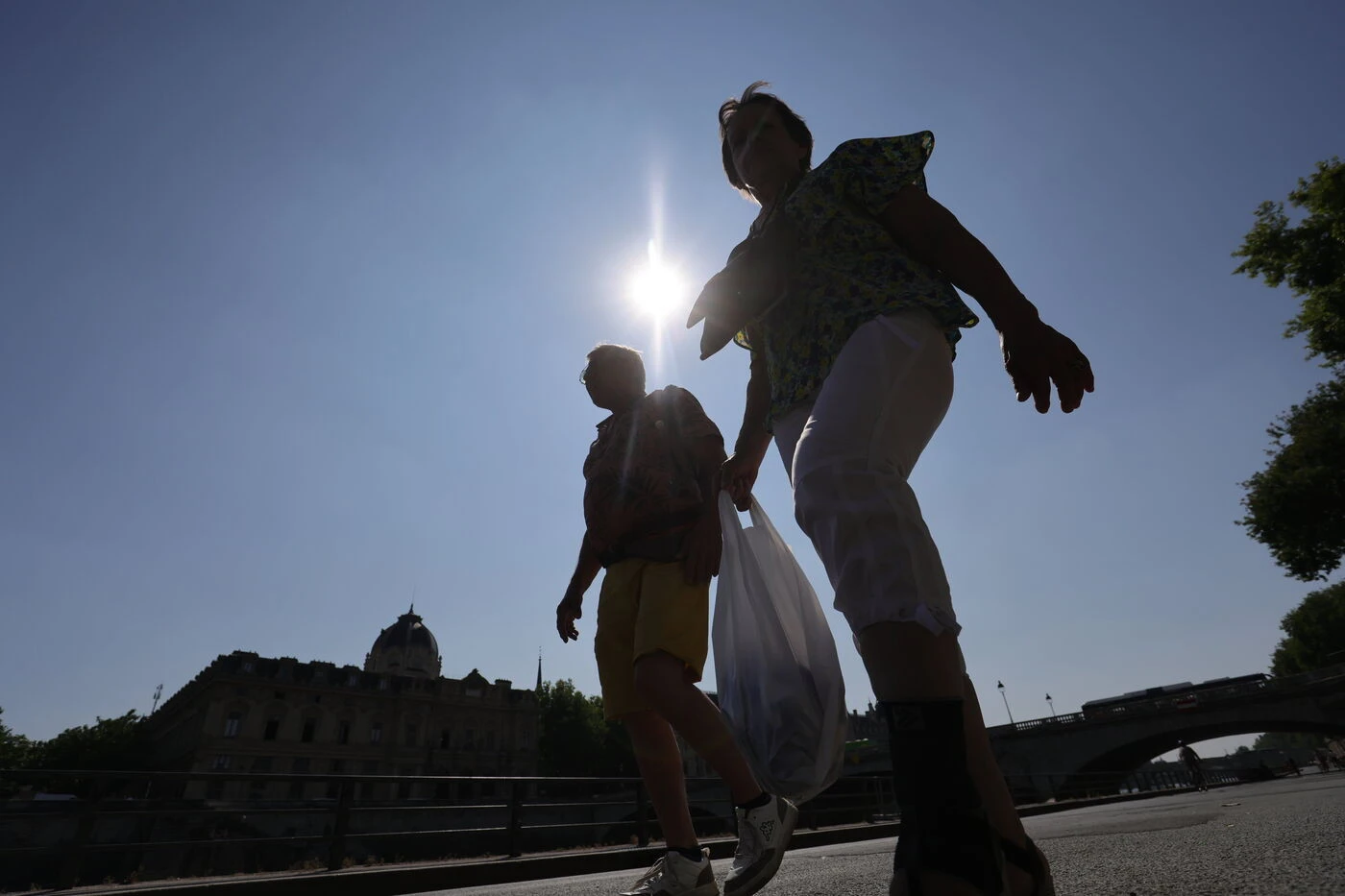 Pic de canicule ce samedi : vers un premier jour d’été suffocant