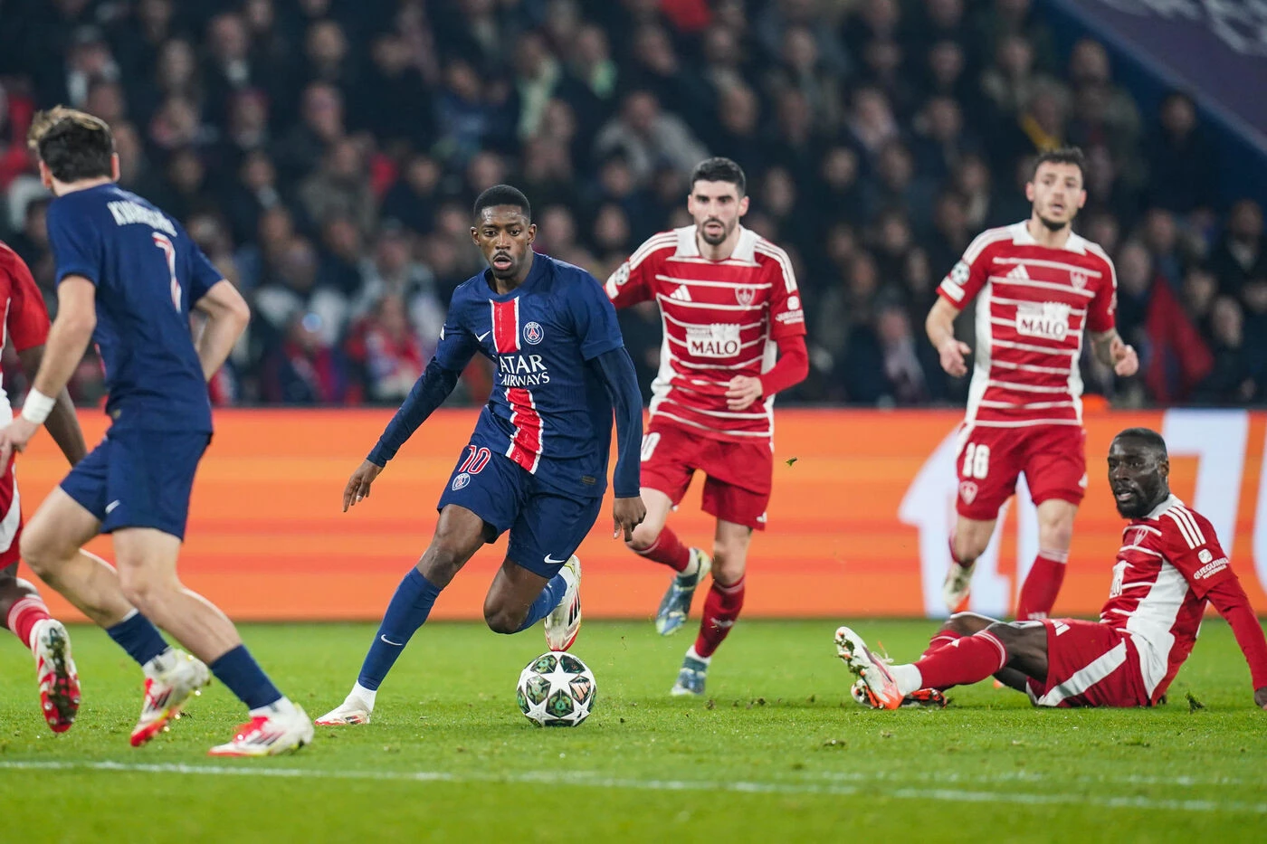 « On a un petit morceau de ce Ballon d’or », Éric Roy rend hommage à Dembélé avant de recevoir Paris avec Brest