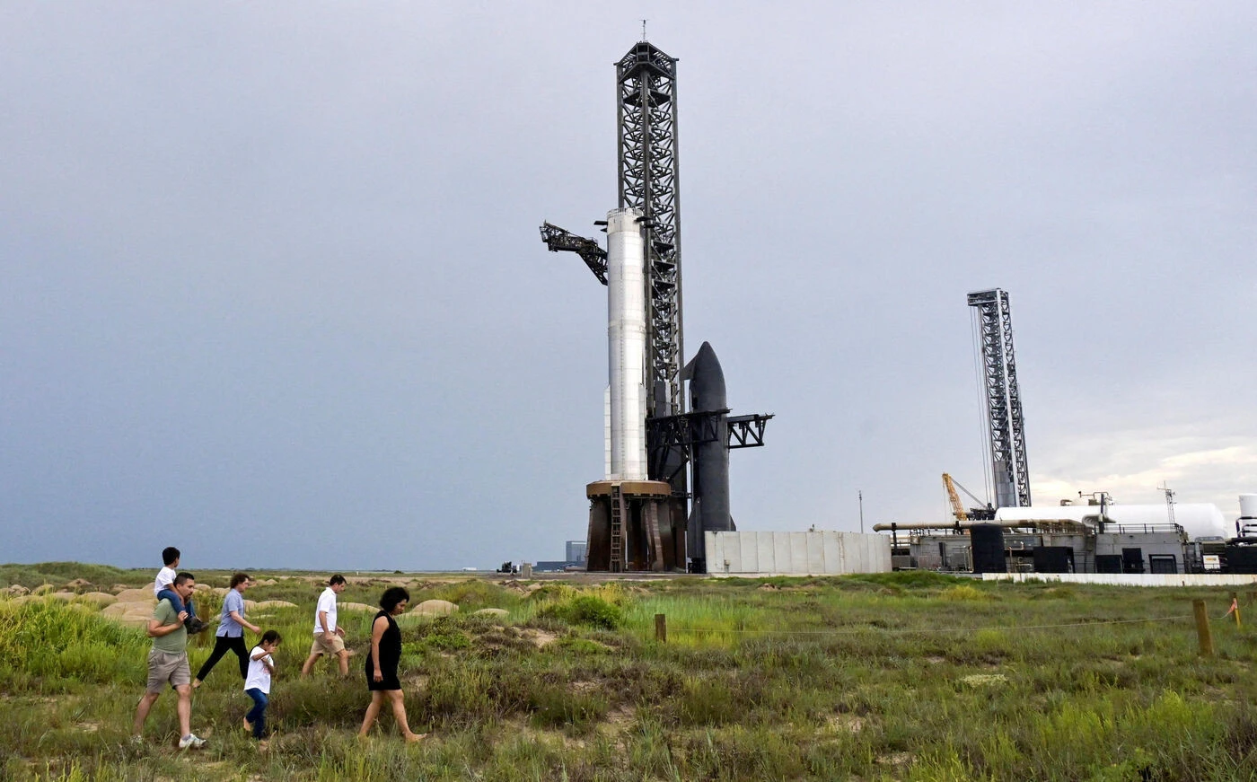 « Forte pression » : après une série d’échecs, la mégafusée d’Elon Musk Starship joue gros ce dimanche