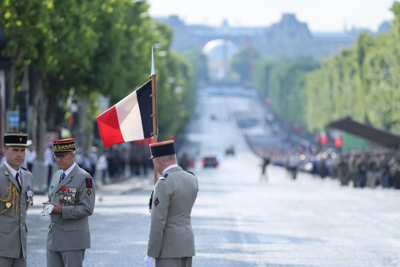 14 juillet : la justice annule l’obligation de présenter QR Code pour assister au défilé