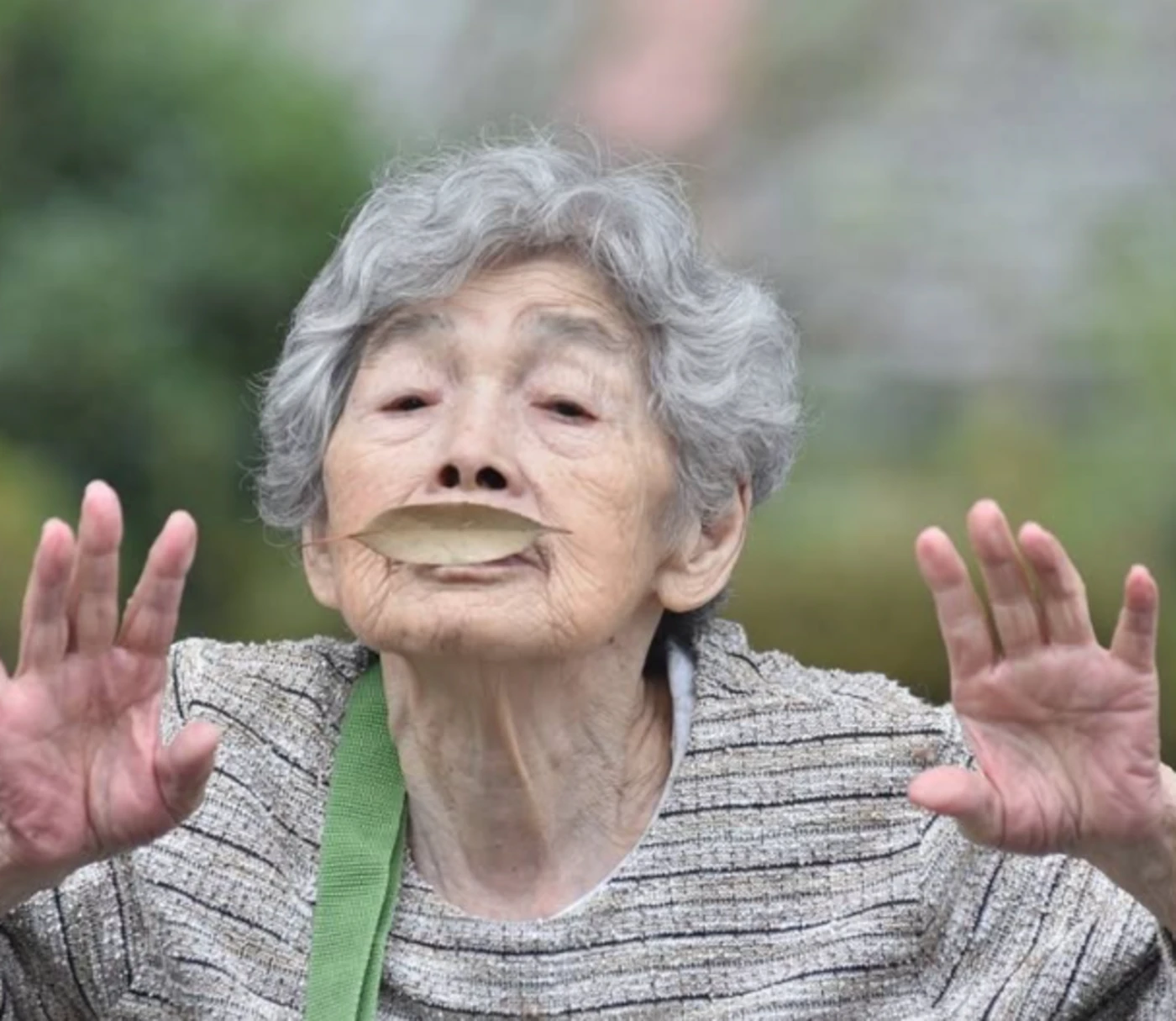 La « Reine des selfies » : Kimiko Nishimoto, « mamie instagrameuse » aux 400 000 abonnés, est morte à 97 ans