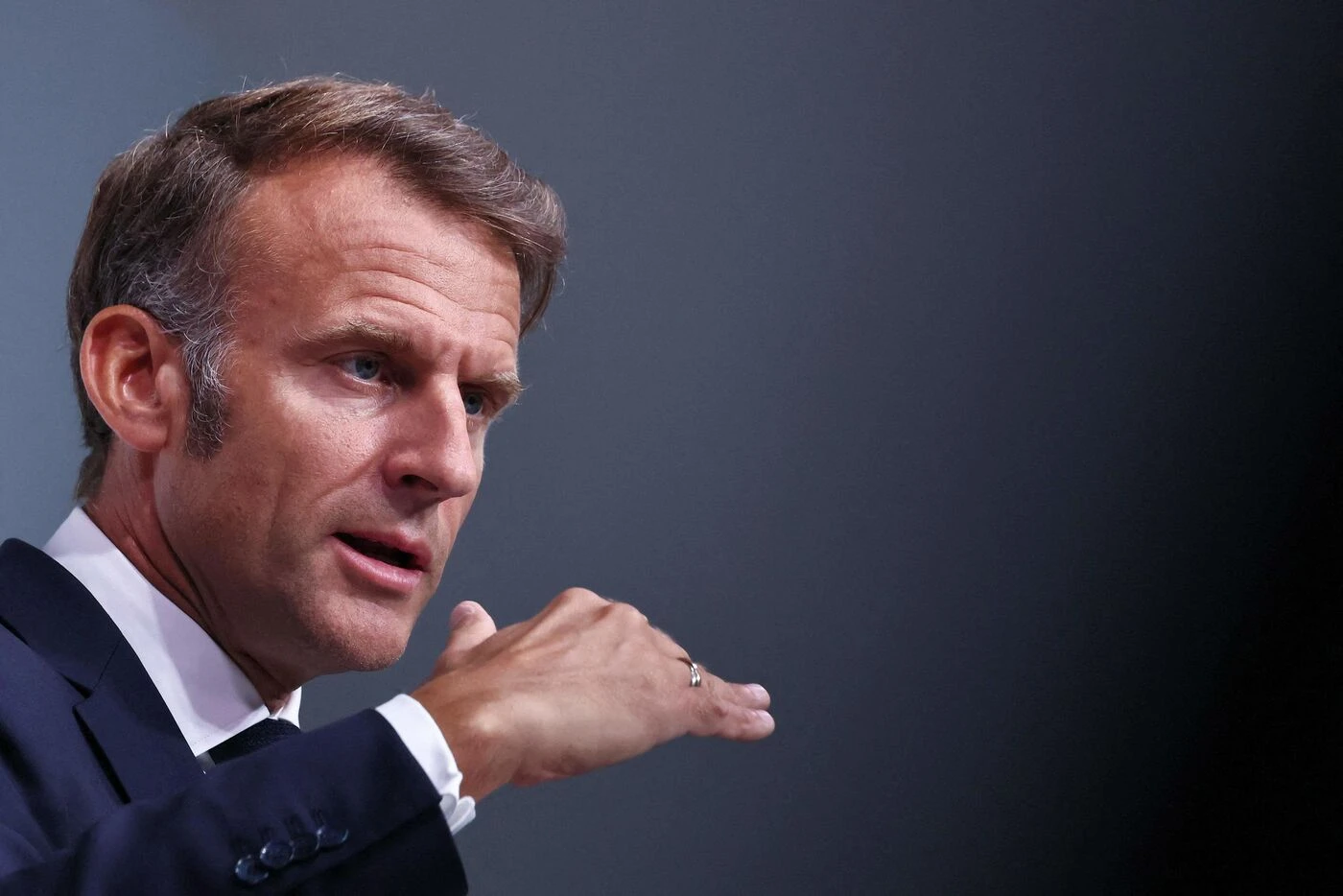 Budget : Macron affirme qu’il ne démissionnera pas et appelle les partis à « trouver des chemins d’accord »