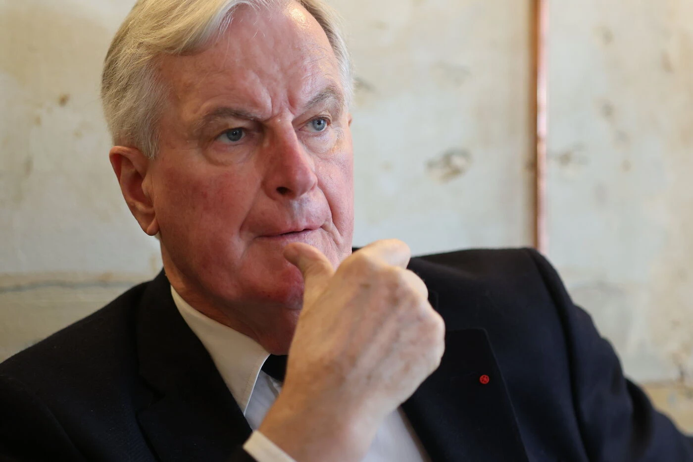 Législative à Paris : l’ex-Premier ministre Michel Barnier investi par Les Républicains