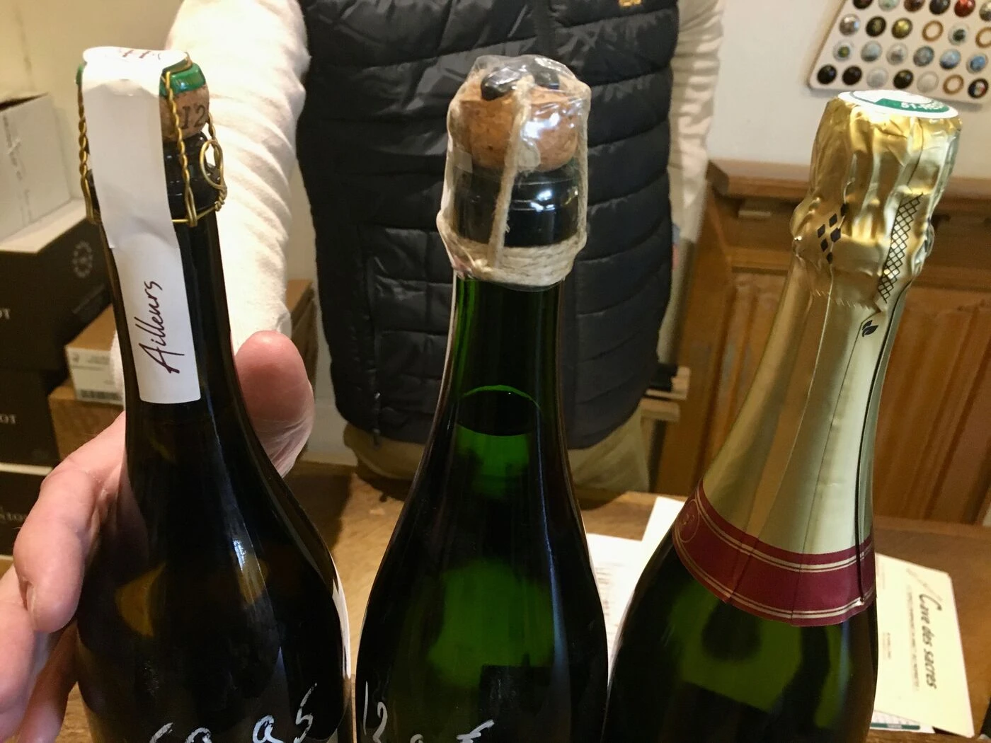 Petite révolution, la coiffe ne sera plus obligatoire sur les bouteilles de champagne