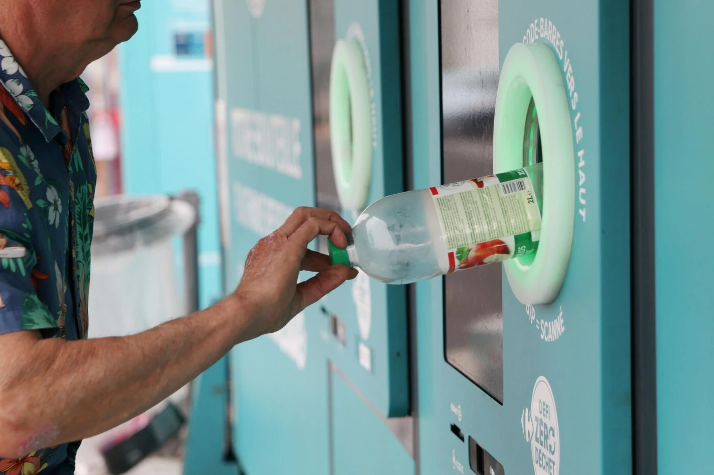 Et en plus, ça rapporte : vos bouteilles en plastique valent de l’argent