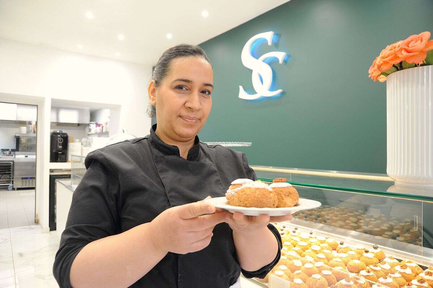 « En moins de 24 heures, ma vie a changé » : une pâtissière lyonnaise sauvée… par TikTok