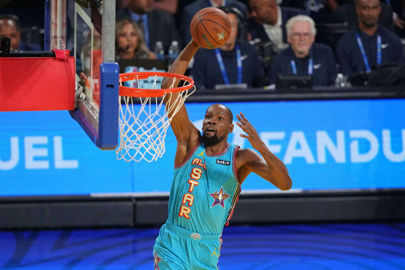 Basket : « Monaco, ce serait sympa », la superstar NBA Kevin Durant se verrait bien jouer un en France