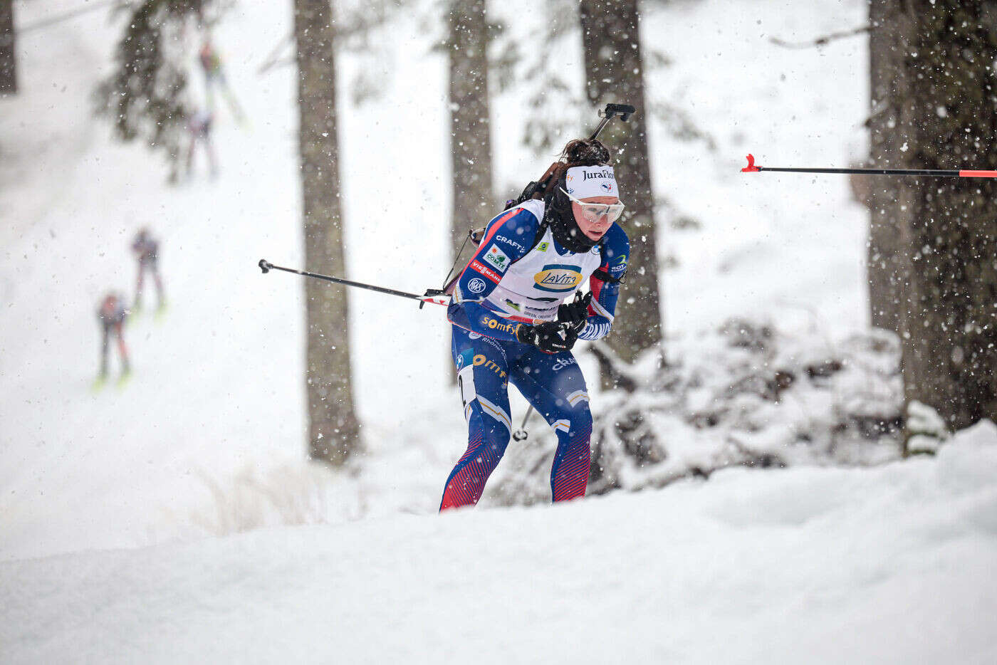 Biathlon : Lou Jeanmonnot remporte la mass start de Pokljuka et se replace dans la course au gros globe de cristal