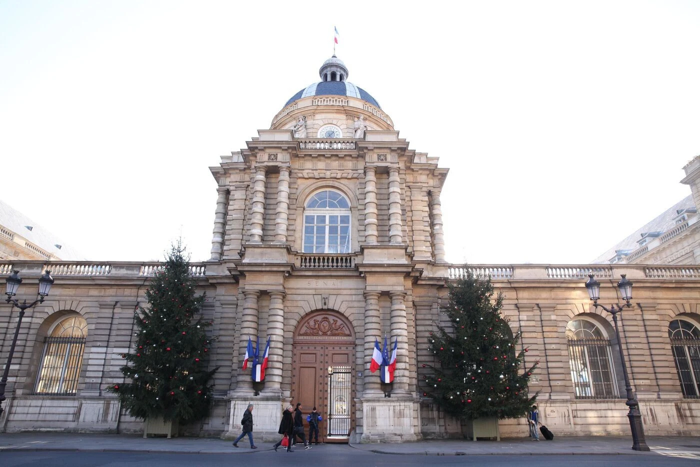 Condamnations pour homosexualité : le Sénat adopte à nouveau une loi de réhabilitation… sans volet indemnitaire