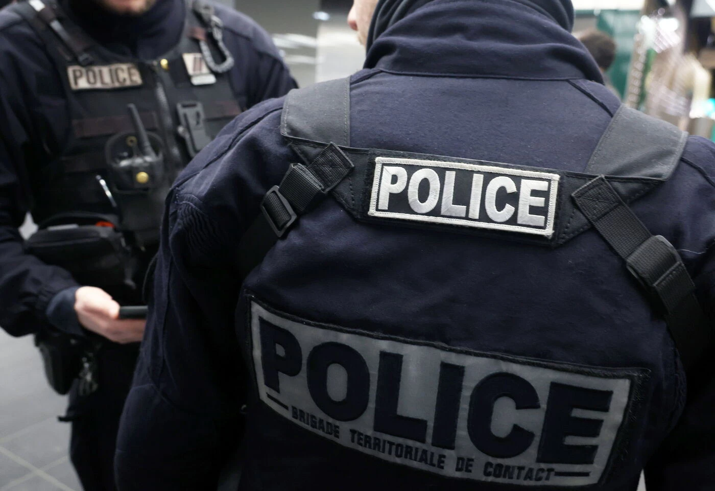 Trois hommes armés s’introduisent dans la villa de location d’un Youtubeur britannique près d’Antibes et dérobent près de 400 000 euros