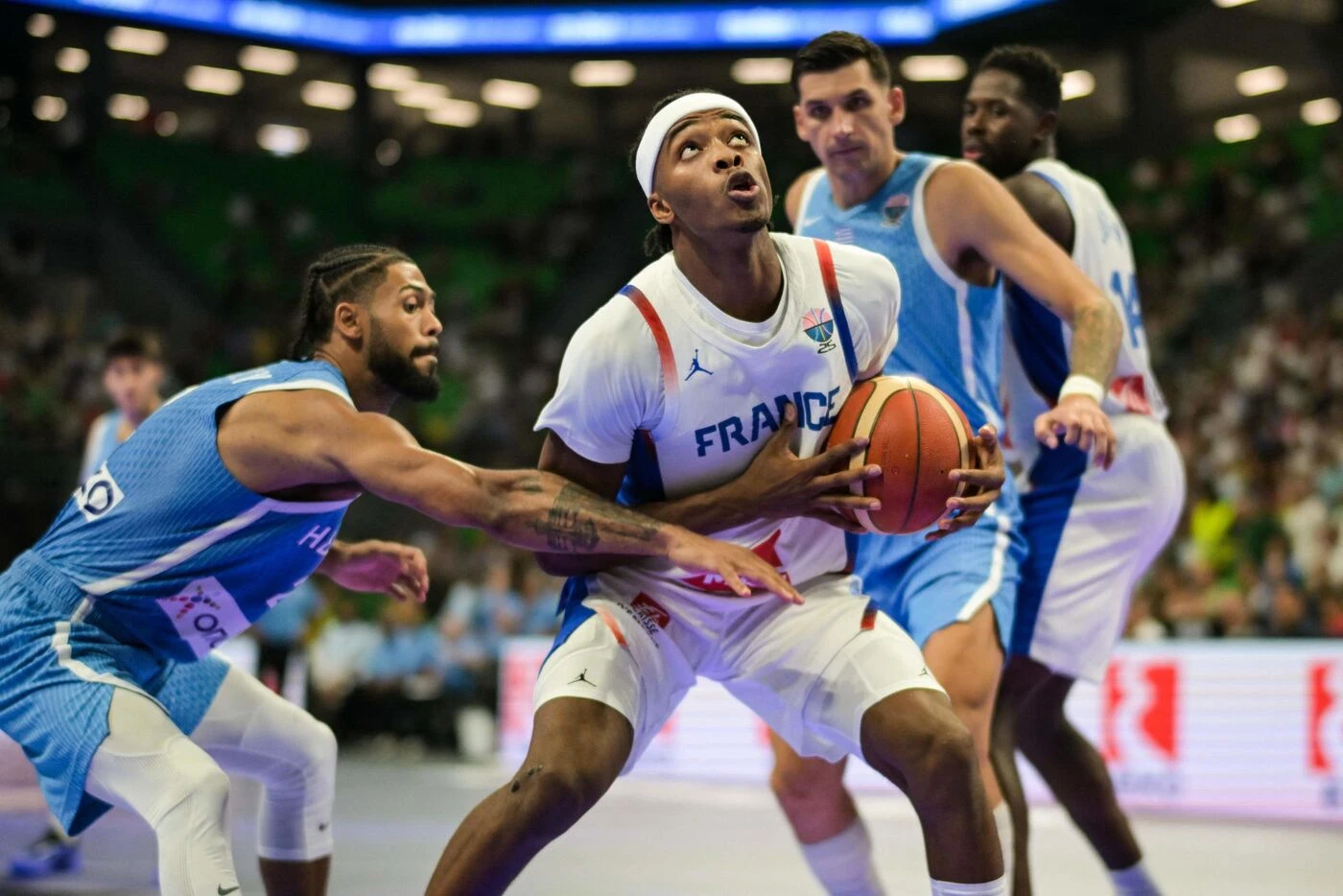 Grèce - France (77-92) : pour leur dernier match de préparation, les Bleus font le plein de confiance