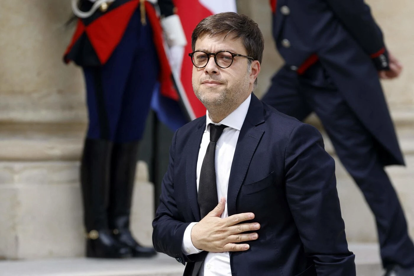 Marseille : le maire Benoît Payan « menacé de mort pour avoir mangé un couscous »