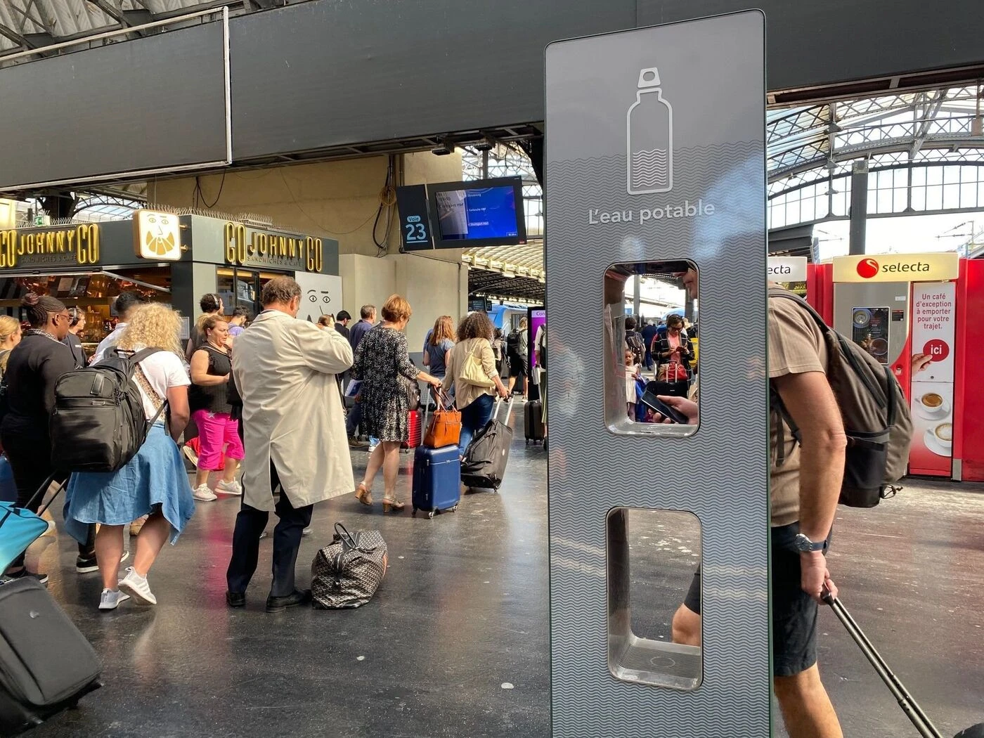 Qualité, accessibilité, transparence... Les Parisiens disent leur confiance dans l’eau potable de la capitale
