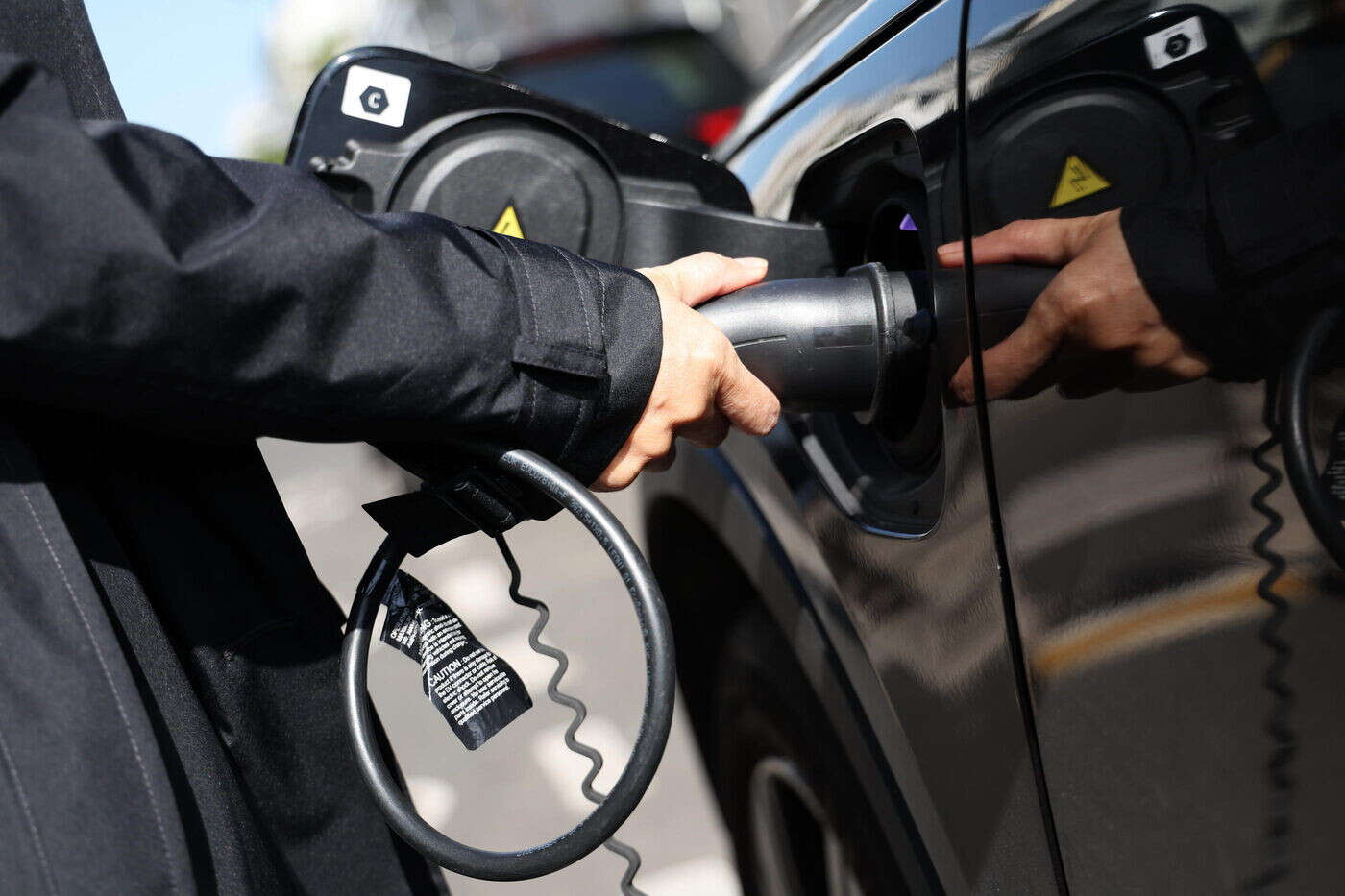 Voitures électriques : pourquoi il ne faudra pas attendre pour acheter son véhicule en 2025