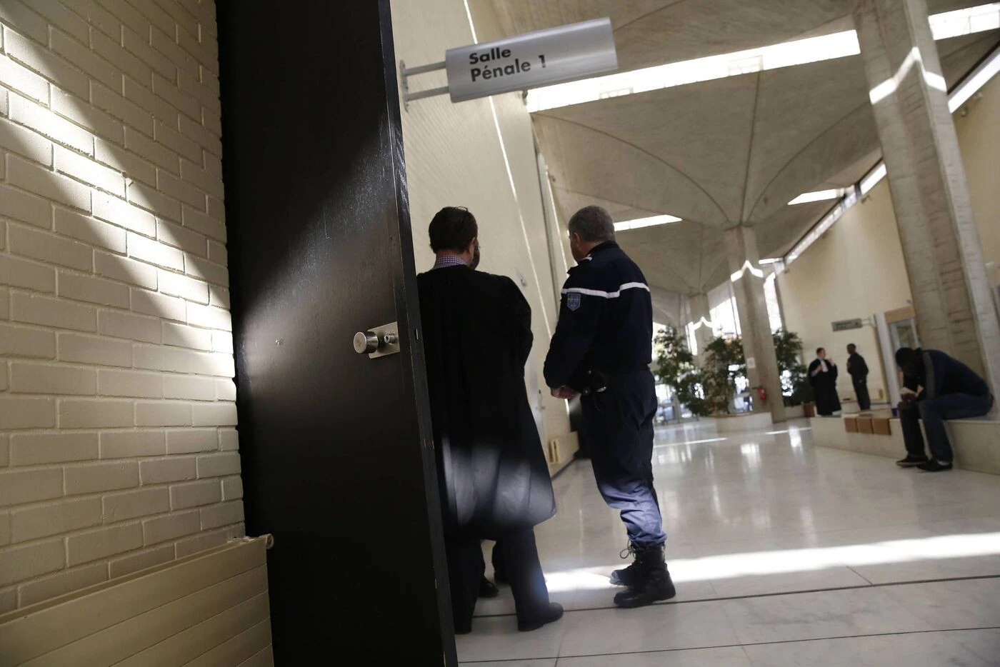 « Sale juif » : l’auteur d’une agression antisémite dans le Gard condamné à deux ans de prison, dont un an ferme