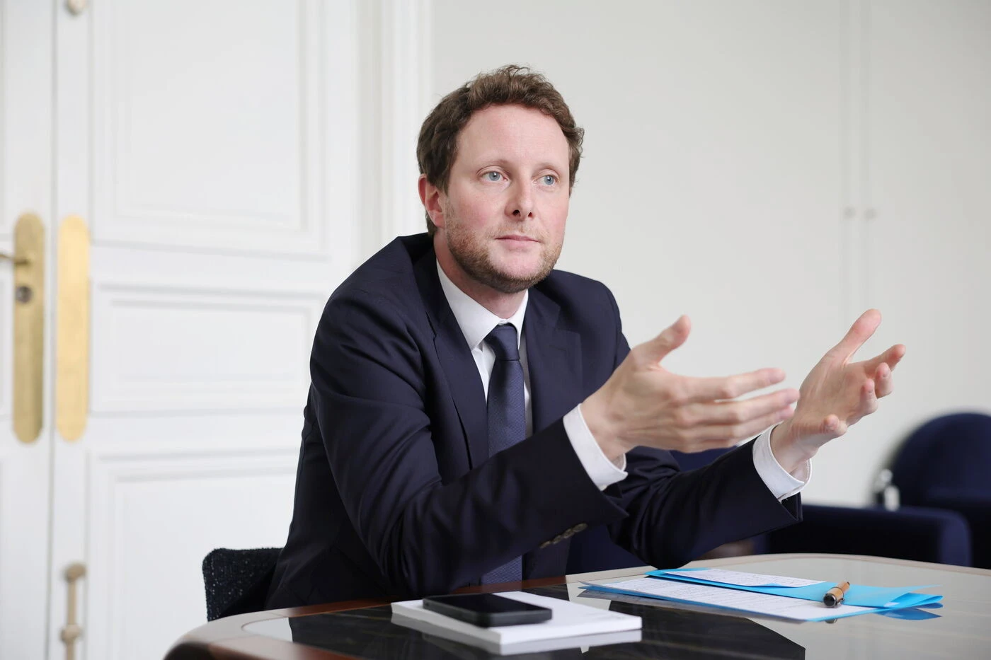 Municipales à Paris : chez Renaissance, Clément Beaune prêt à être candidat