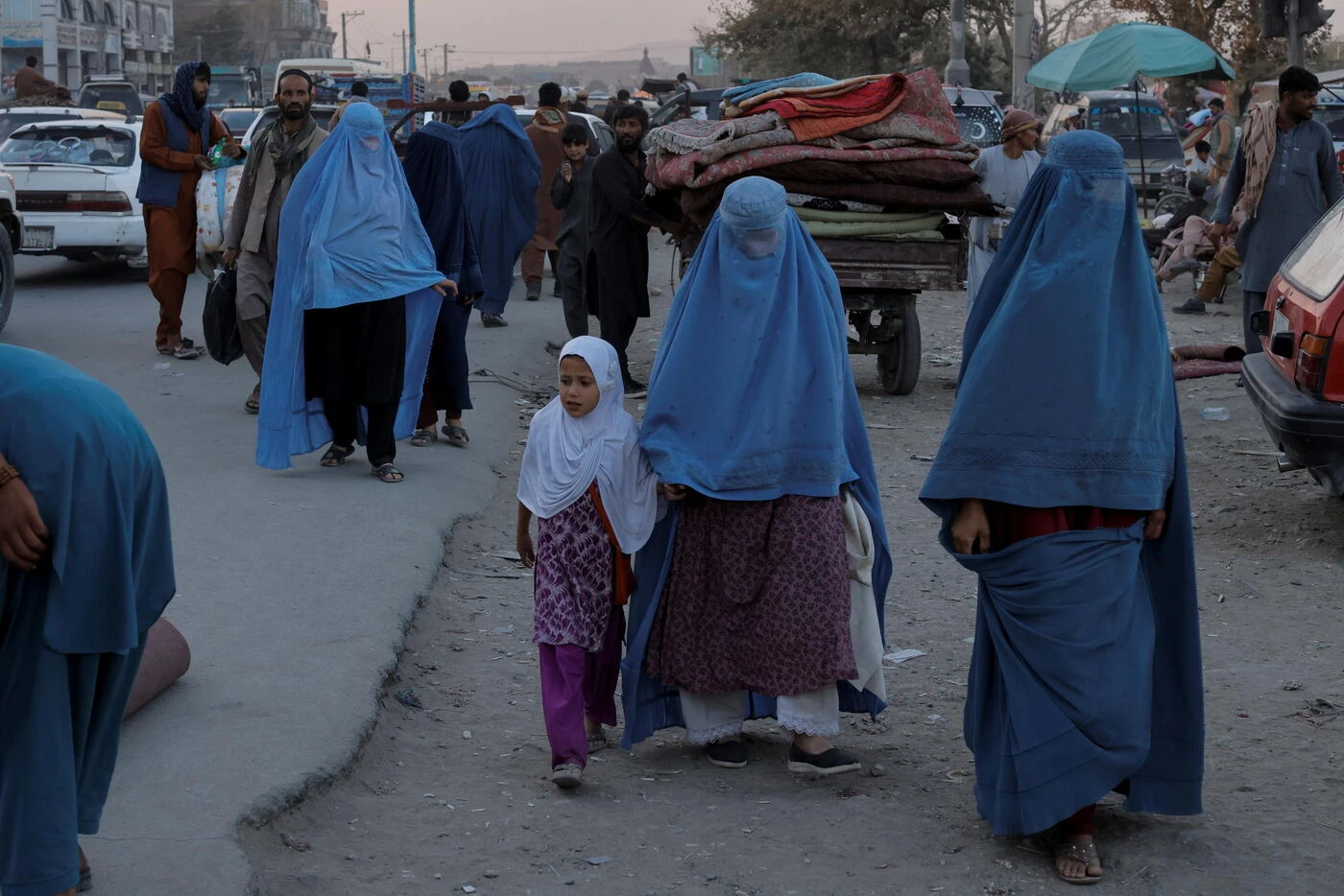 Afghanistan : 14 personnes arrêtées par les talibans pour avoir chanté et joué de la musique
