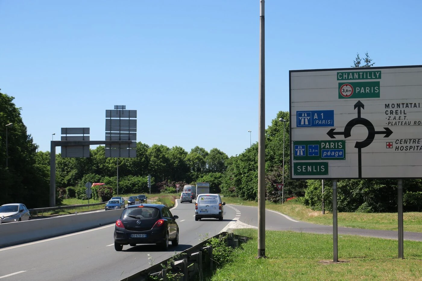 Vitesse ou assoupissement ? Après l’accident mortel de Creil, un conducteur placé en garde à vue