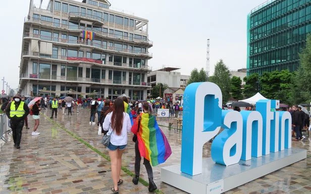 A Pantin, le «village des fiertés» a fait le plein avant la marche