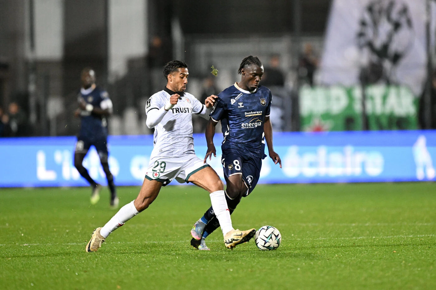 Dunkerque-Red Star (3-0) : corrigé dans le Nord, le Red Star concède son premier revers à l’extérieur