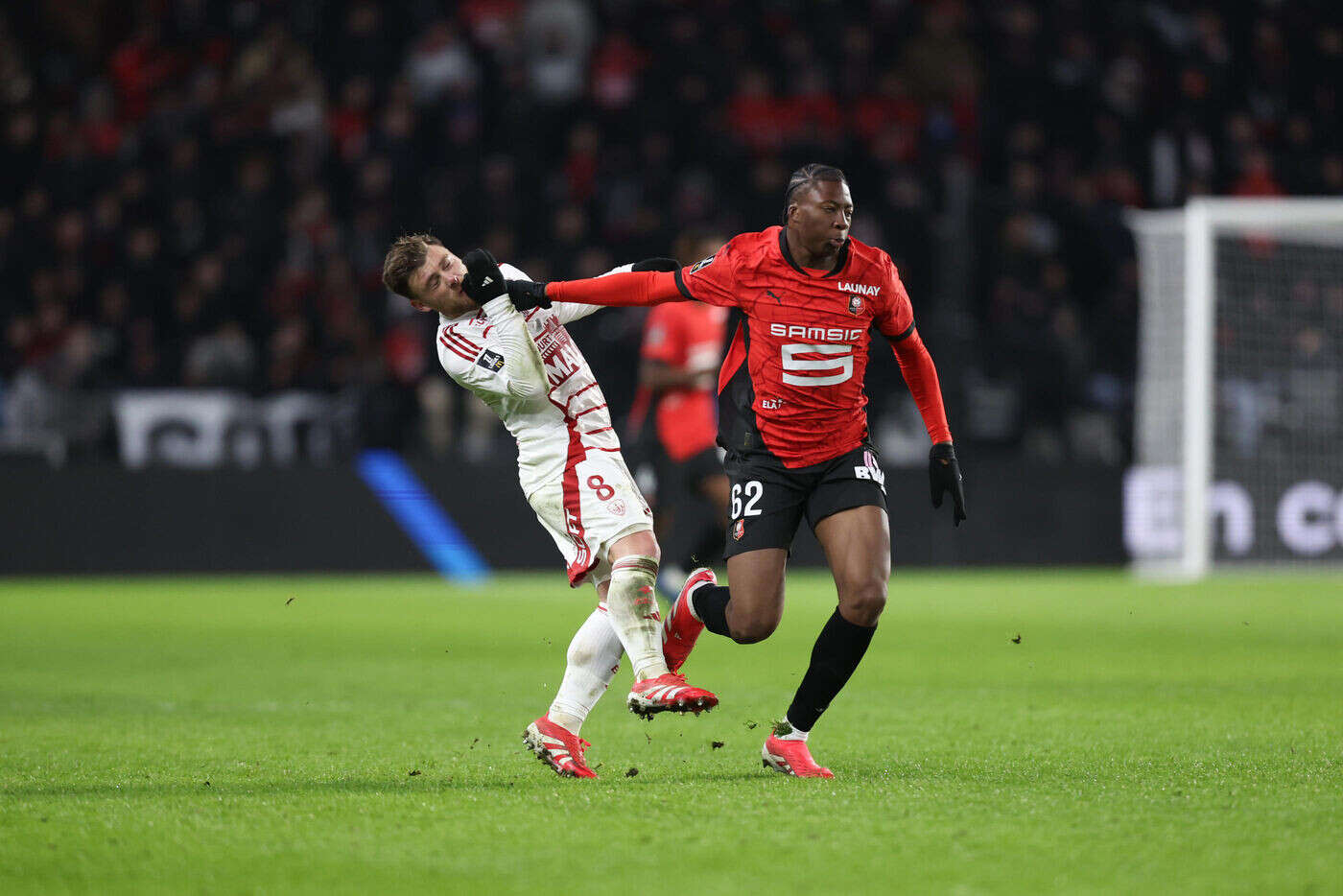 Rennes-PSG : la composition de l’équipe rennaise avec la première titularisation, à 17 ans, de Meïté