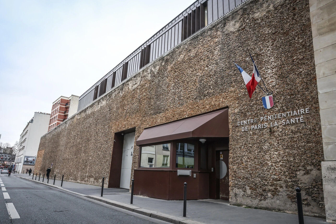 Paris : un détenu meurt dans l’incendie de sa cellule