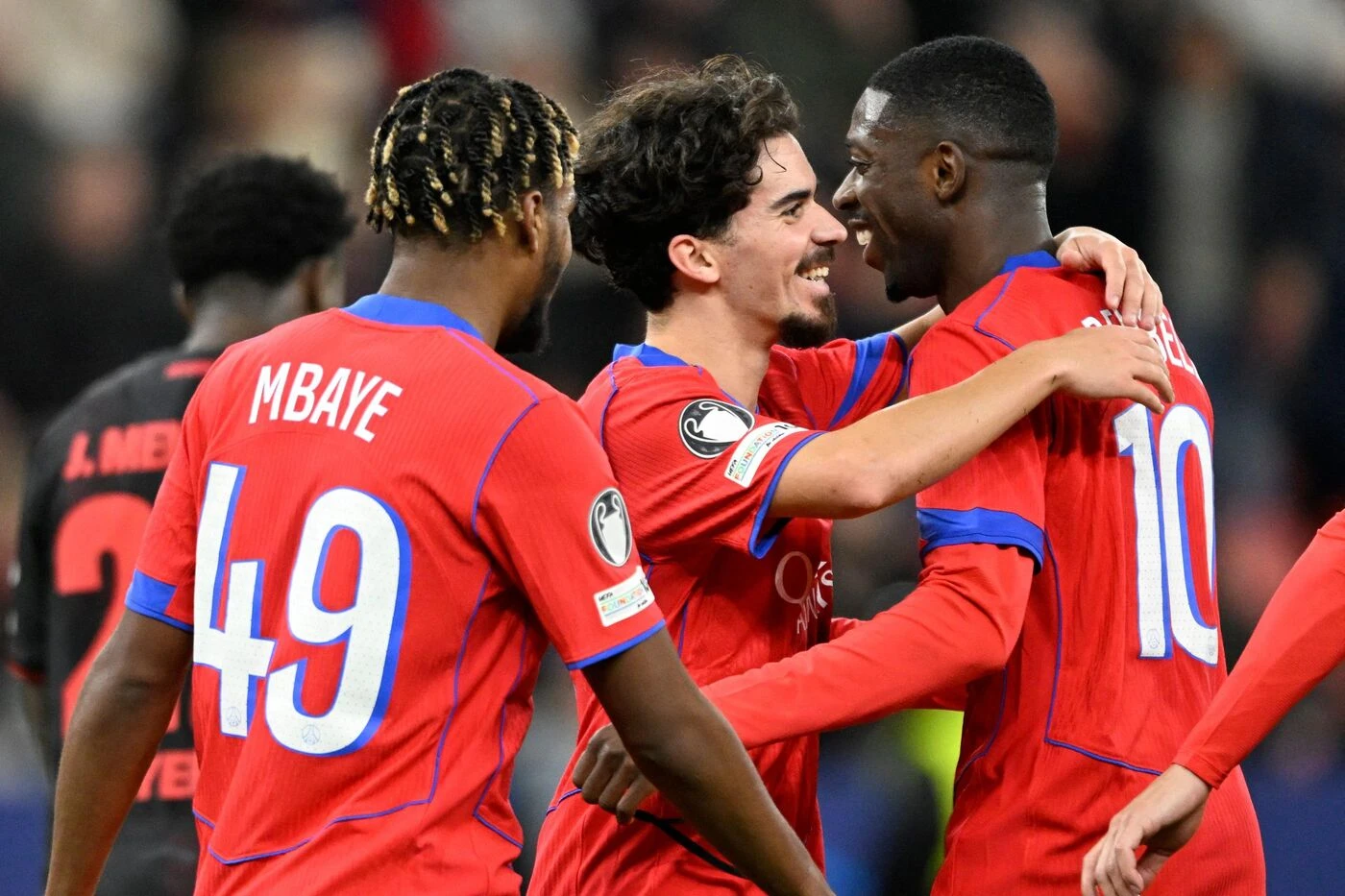 Bayer Leverkusen-PSG (2-7) : après un nouveau festival, Paris poursuit sa marche impériale