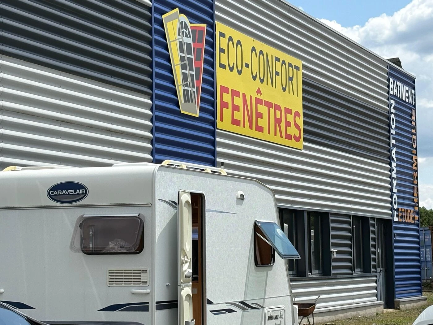 « J’ai tenté de bloquer le passage, mais... » : l’impuissance d’une entreprise de l’Oise face aux gens du voyage