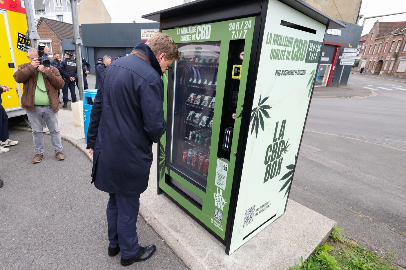 Pas-de-Calais : les distributeurs de CBD interdits à moins de 500 m des écoles et lieux pour mineurs